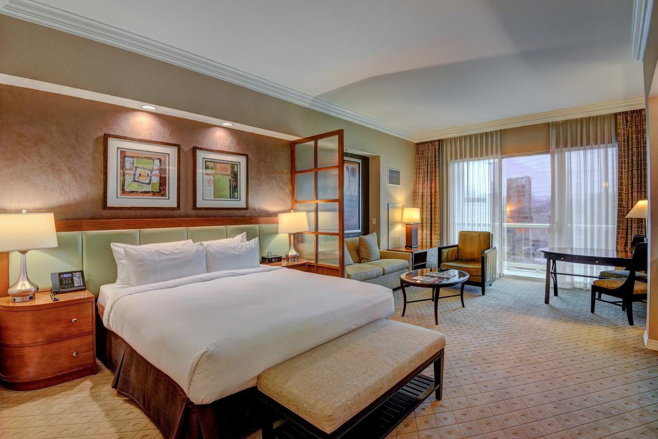 Penthouse Suite With Strip View At The Signature At Mgm Grand 拉斯维加斯 外观 照片
